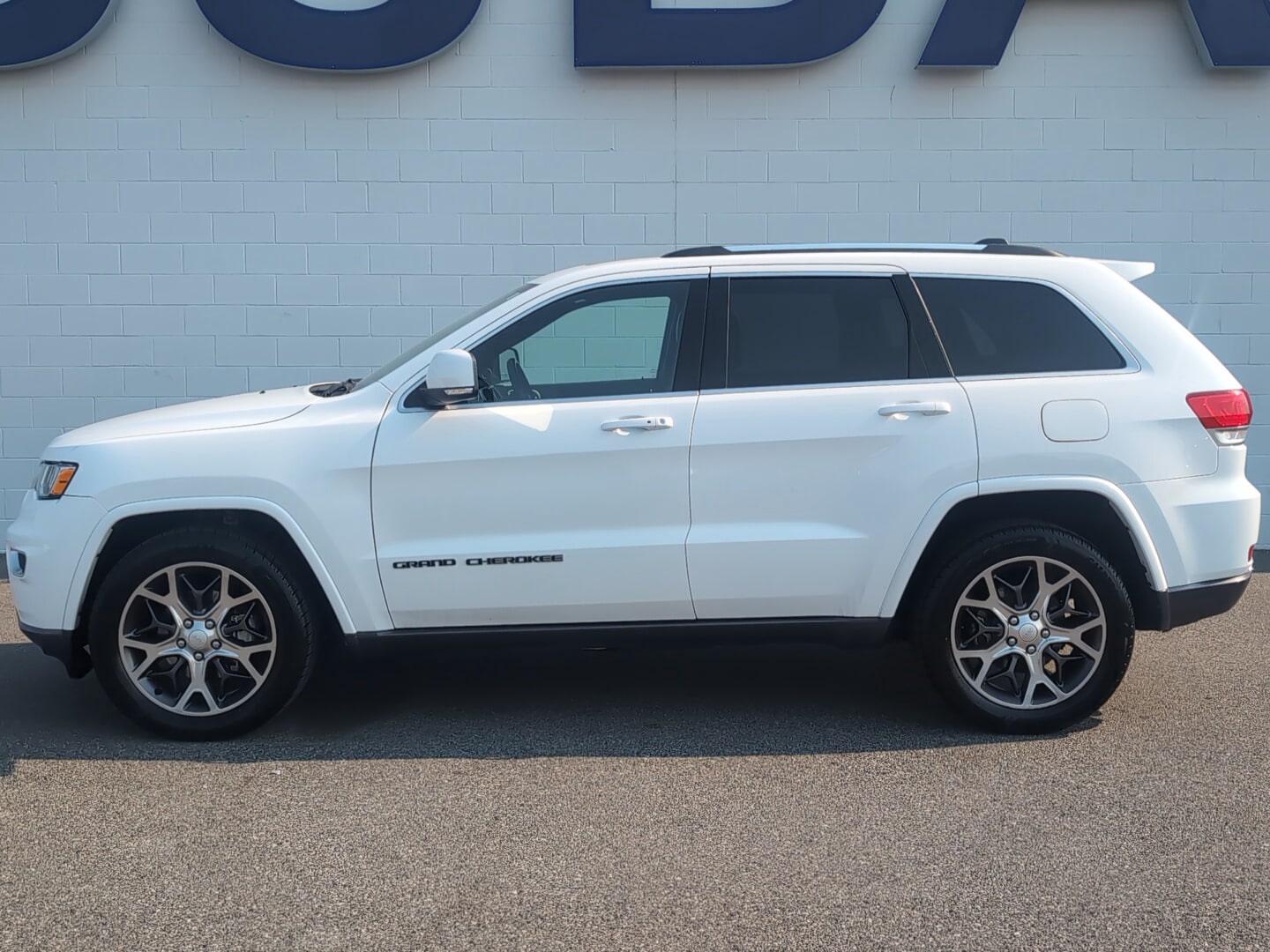 jeep grand cherokee 2018 1C4RJFBG1JC347256 image jeep grand cherokee 2018 1C4RJFBG1JC347256 image